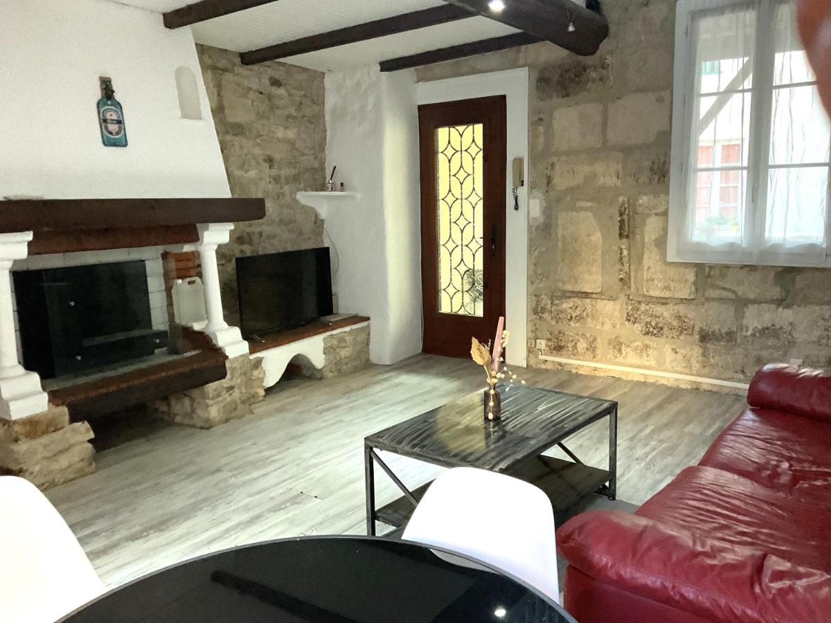Place Aux Herbes Apartment Nimes Ngoại thất bức ảnh