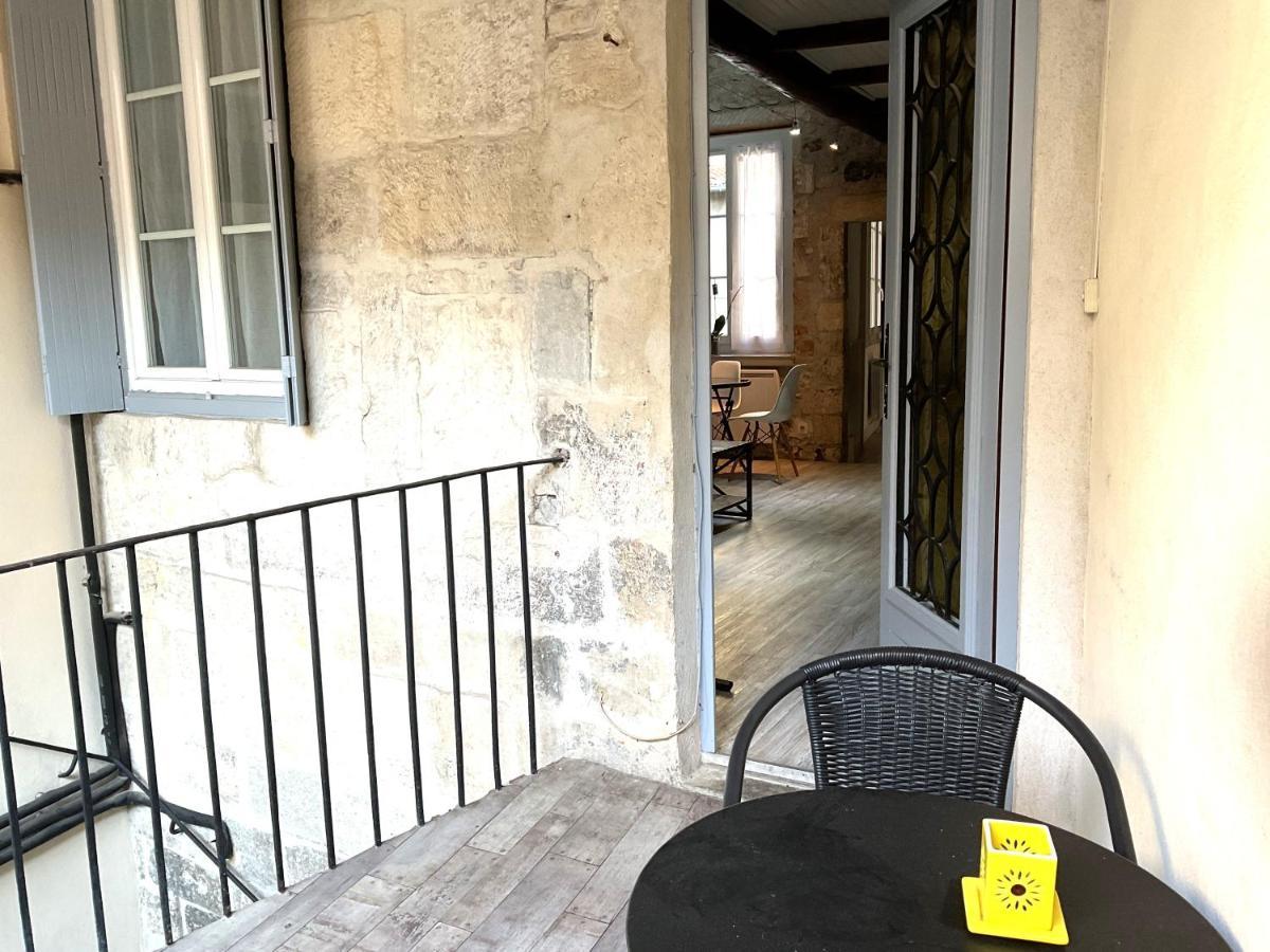 Place Aux Herbes Apartment Nimes Ngoại thất bức ảnh