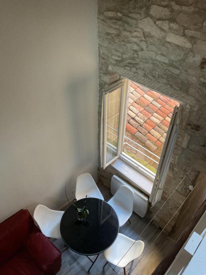 Place Aux Herbes Apartment Nimes Ngoại thất bức ảnh