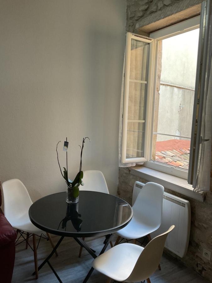 Place Aux Herbes Apartment Nimes Ngoại thất bức ảnh