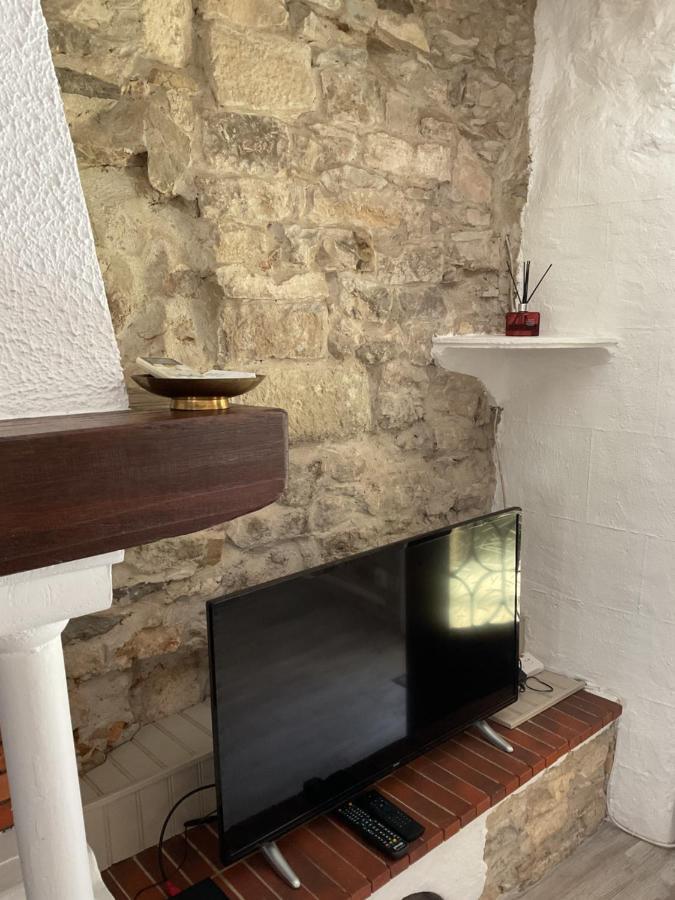 Place Aux Herbes Apartment Nimes Ngoại thất bức ảnh