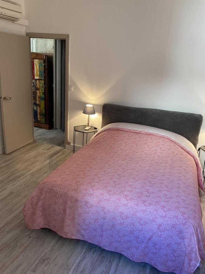 Place Aux Herbes Apartment Nimes Ngoại thất bức ảnh