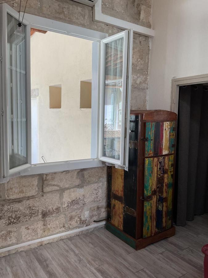 Place Aux Herbes Apartment Nimes Ngoại thất bức ảnh