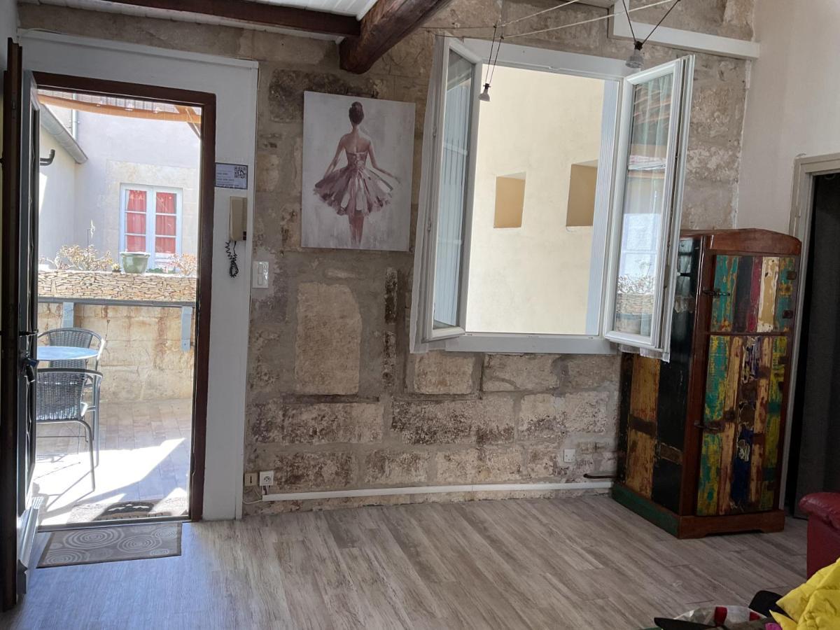 Place Aux Herbes Apartment Nimes Ngoại thất bức ảnh