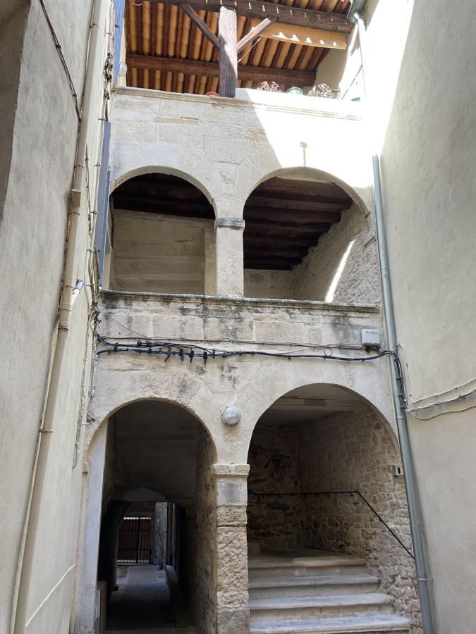 Place Aux Herbes Apartment Nimes Ngoại thất bức ảnh