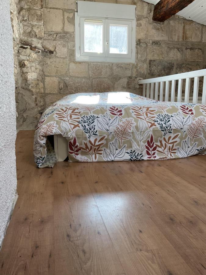 Place Aux Herbes Apartment Nimes Ngoại thất bức ảnh